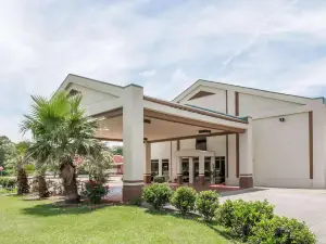 Days Inn by Wyndham Rayne/Crowley