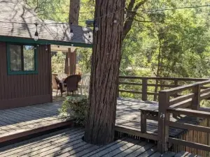 Pierce's Cabin