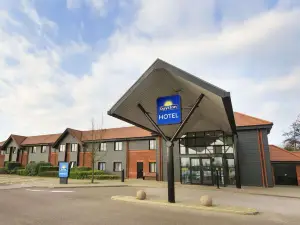 Days Inn by Wyndham Stevenage North
