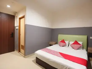 OYO 92988 City Room