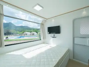 Pocheon the Seven Glamping Caravan