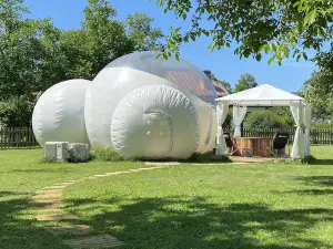 Bubble Tent Hotel