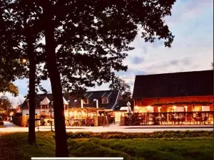 De Kasteelhoeve