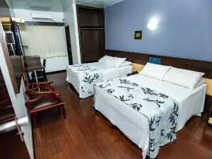 Hotel 365