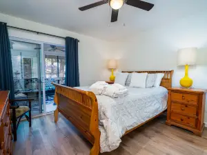 Summerwind Cottage New to Market! Amenity Cards! Dog Freiendly!