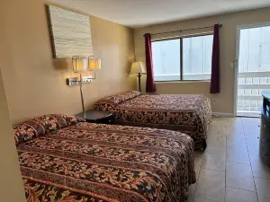 Sea Palace Motel
