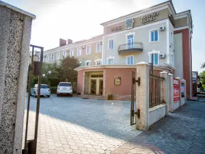Marco-Polo Mini-Hotel
