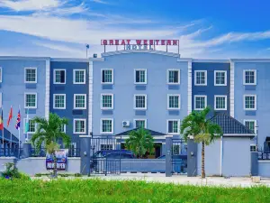 Great Western Hotel and Suites