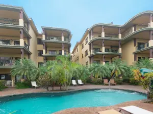 Pineapple Villa 142 2 Bedroom Condo by RedAwning