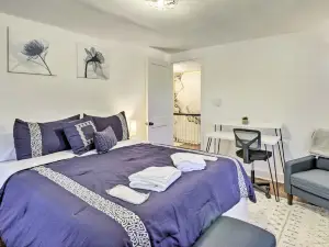 Upscale Waterbury Retreat w/ Indoor Hot Tub!