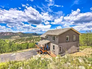 Hot Tub and Mtn View Cripple Creek Retreat!