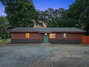 Peaceful 3-bedroom house in Valliant! Close to International Paper and PineCreek