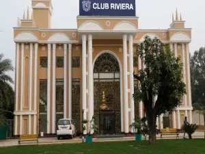 Club Riviera
