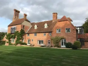 Borough Court