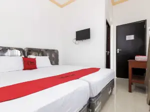 RedDoorz Near Sam Ratulangi Airport Manado