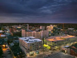 Hilton Garden Inn Iowa City Downtown University