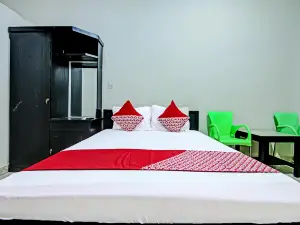 OYO 90944 Penginapan Rita
