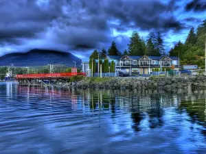 Bayshore Waterfront Inn