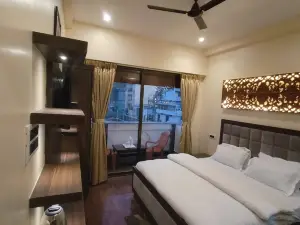 Ratna Hotel & Banquet