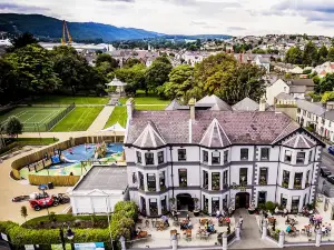 The Whistledown Hotel