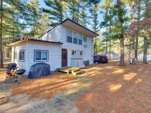 Wisconsin Cabin w/ Atv Trails, Near Lake Arbutus!