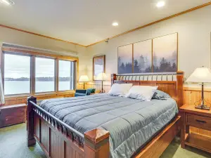 Pool & Lake Access: Northern Lakes Retreat!