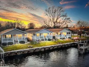 NFL DRAFT WolfRiver Cabin C,  2-Bedrooms, Sleeps 8