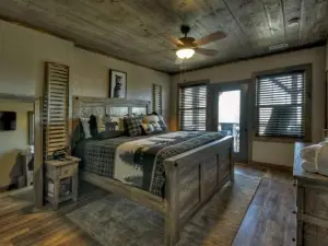Tranquility Perch w Tri State Mtn Views & Hot Tub
