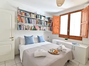 IzzHome Full Center Terrace
