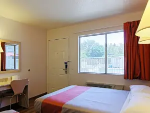 奇科6號汽車旅館