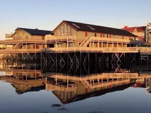 Grønnbuene Rorbu Hotel