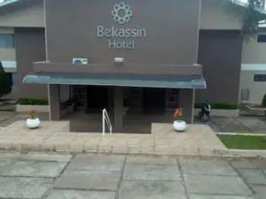 โรงแรมเบคัสซิน บ็อทูคาทู โฮเทลส์