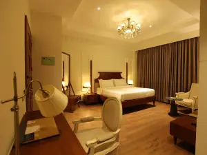 The Lauriant Resorts
