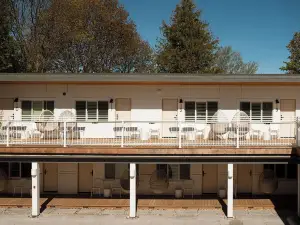 The Beach Motel