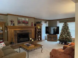 Tremendous 4bedroom house in De Pere with WiFiAvailable for the 2025 NFL draft