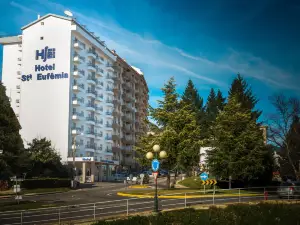 ซานตายูเฟเมียโควิฬาโรงแรม