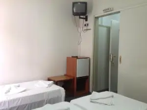 Morfeas Hotel