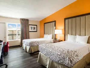 Fairmount Inn & Suites - Stroudsburg, Poconos
