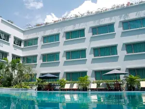 Aston Tropicana Hotel Bandung