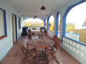 Chalet with 5 Bedrooms in Villamarchante, Valencia, with Wonderful Mou