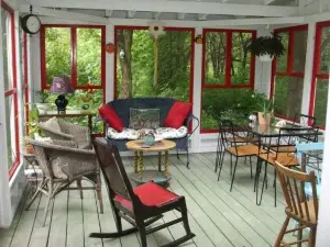 Maison et Jardin Monarde