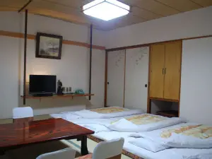 New Takenoya Ryokan