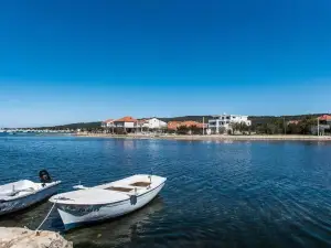 Apartment Birgir in Sukosan No1