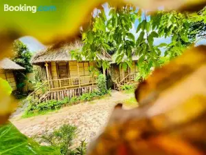 Bamboo House At Peaceful Countryside Ho Tram