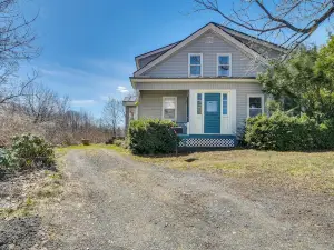 Lakefront Maine House ~ 4 Mi to Colby College