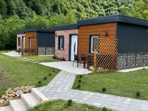 Bungalovi Izvor Plive 2.