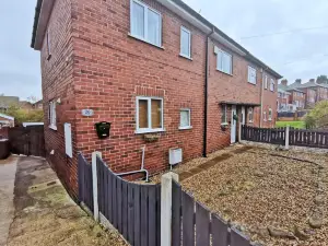 Highstone House | Barnsley Centre | Free Parking ✅