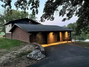 The House on Cal's Lake!