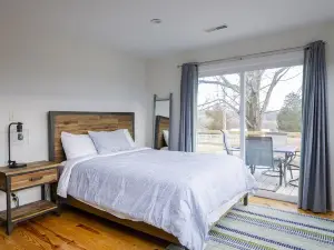 Wine Country Farmhouse On the Wine 🍷 Trail!  Private Lake kayaks Fire Pit 🔥