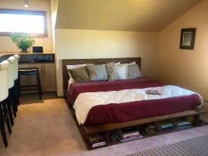 Owl's Nest : Views & Comfort 9 Miles from Durango *Sanitized & High Speed Wi-Fi*